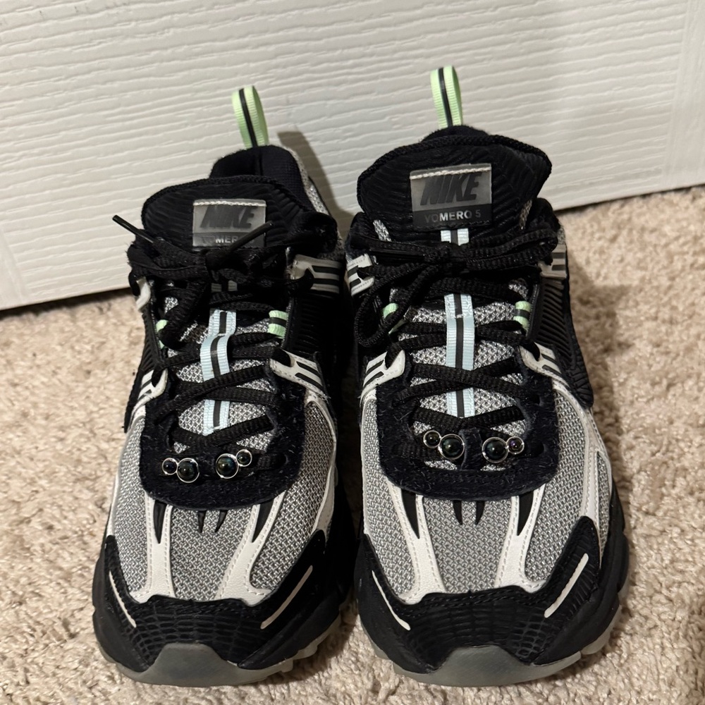 Nike Vomero 5 GS 'Halloween -
Spider'